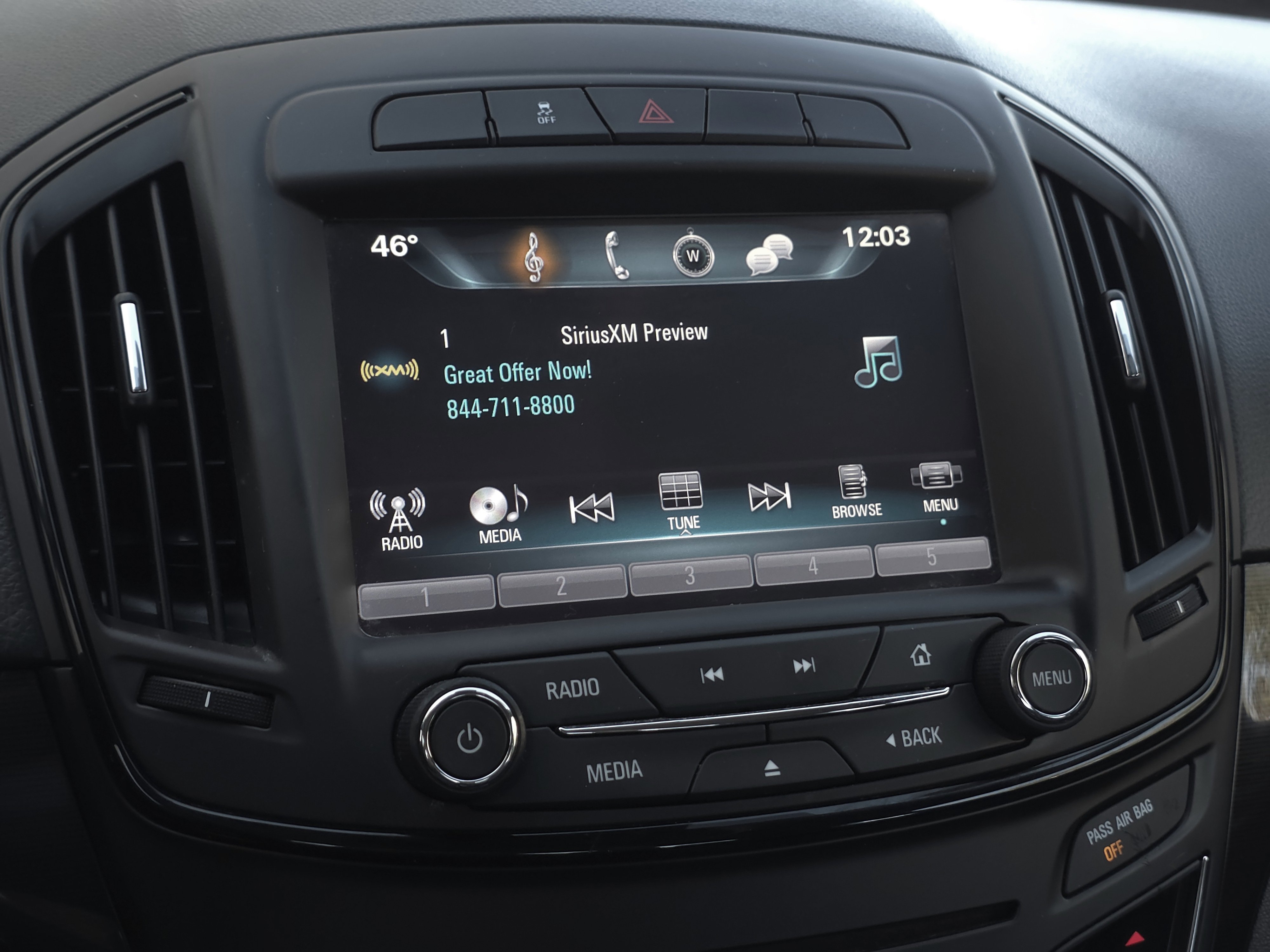 Used 2017 Buick Regal Sport Touring image 18