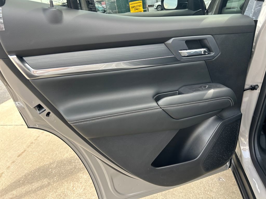 New 2026 GMC Terrain Elevation image 30