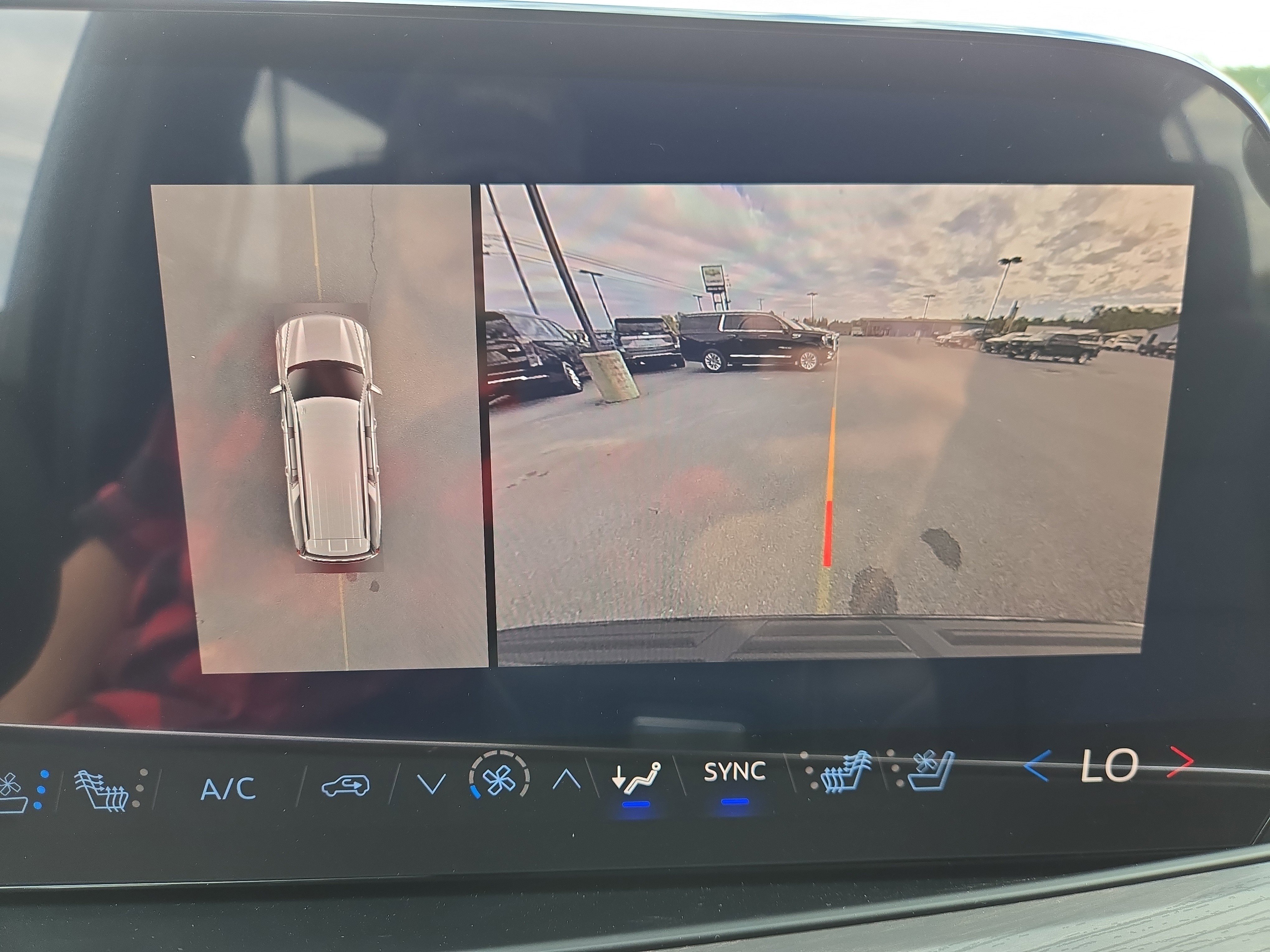 New 2026 Chevrolet Suburban Premier image 27