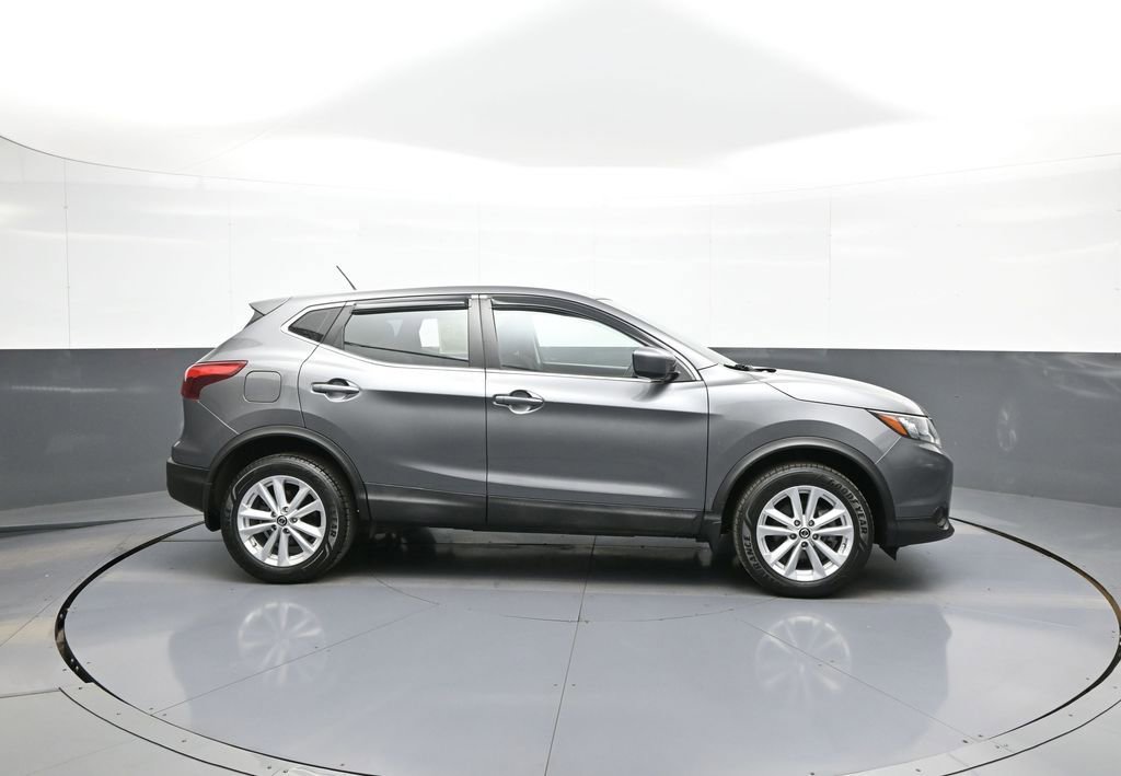 Used 2019 Nissan Rogue Sport S w/ Appearance Package FWD image 5
