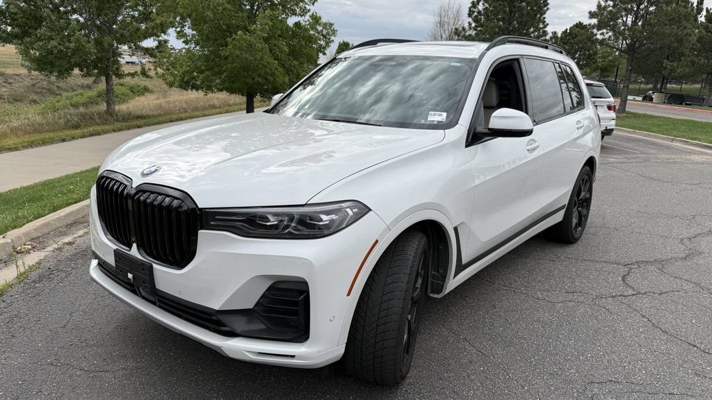 Used 2019 BMW X7 xDrive40i w/ Premium Package AWD/4WD image 2