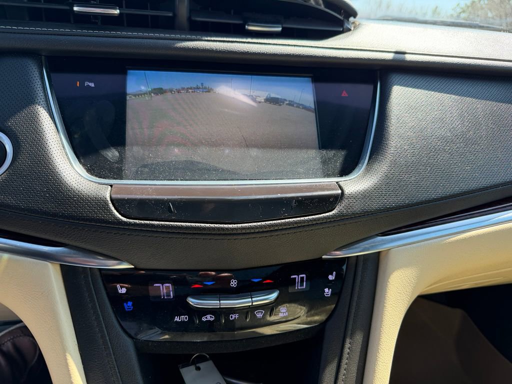 Used 2019 Cadillac XT5 Premium Luxury w/ Trailering Package AWD/4WD image 14