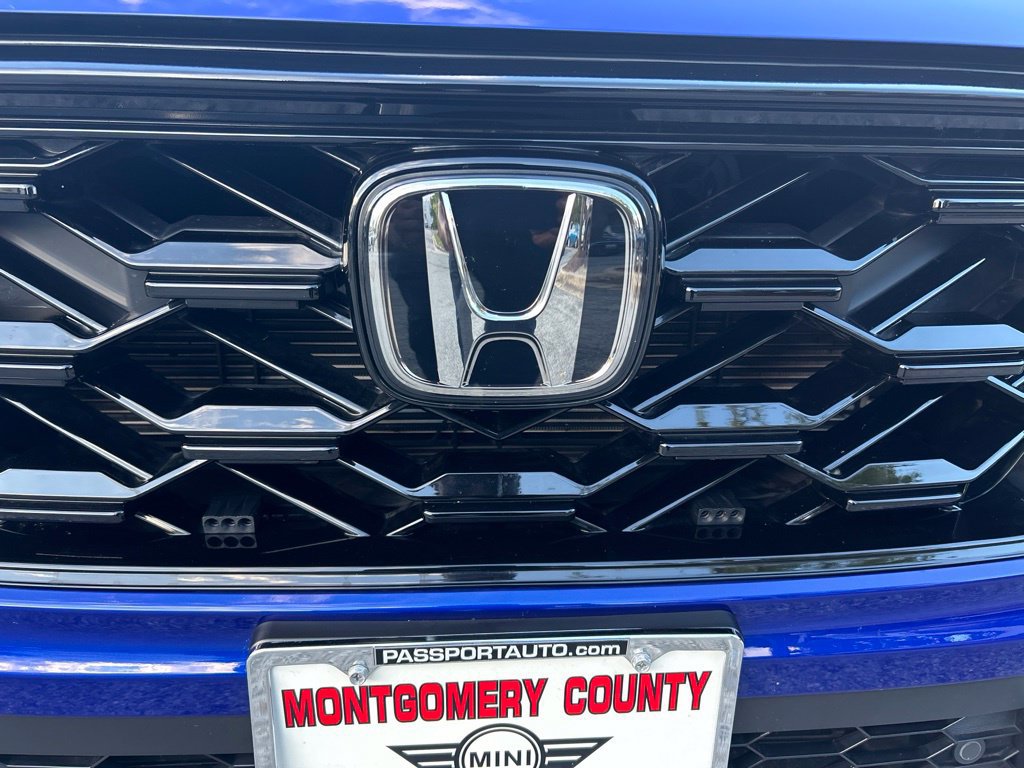 Used 2025 Honda CR-V Sport Touring image 13
