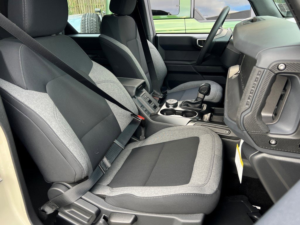 New 2025 Ford Bronco 4-Door image 8
