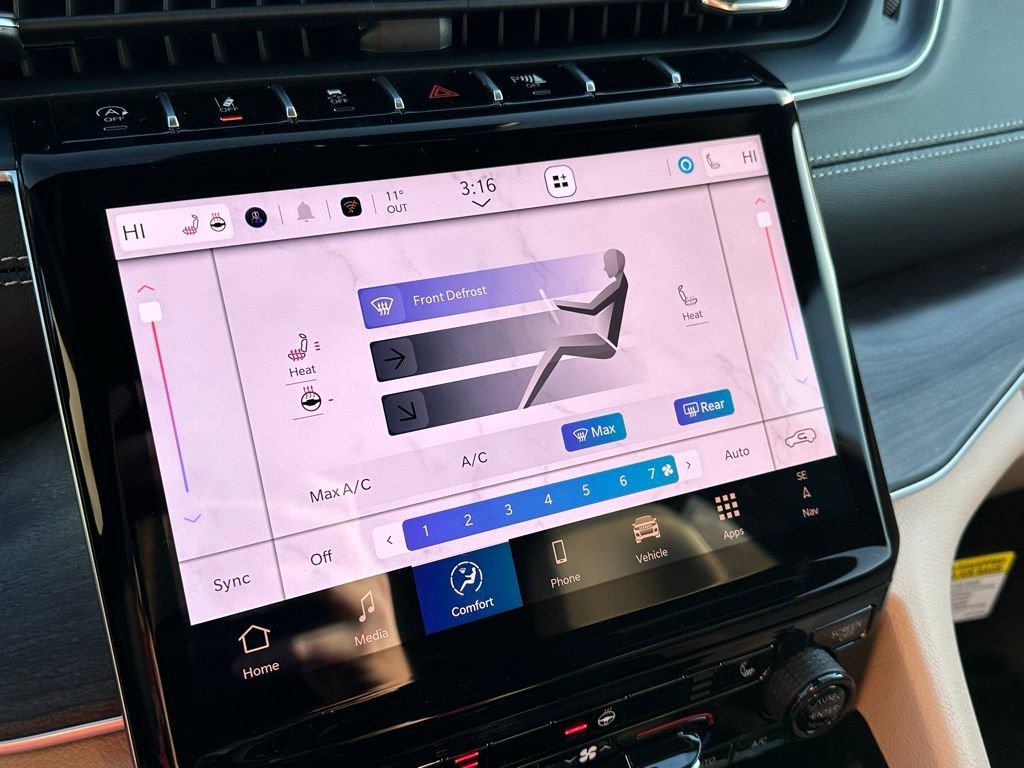 New 2025 Jeep Grand Cherokee Limited image 32