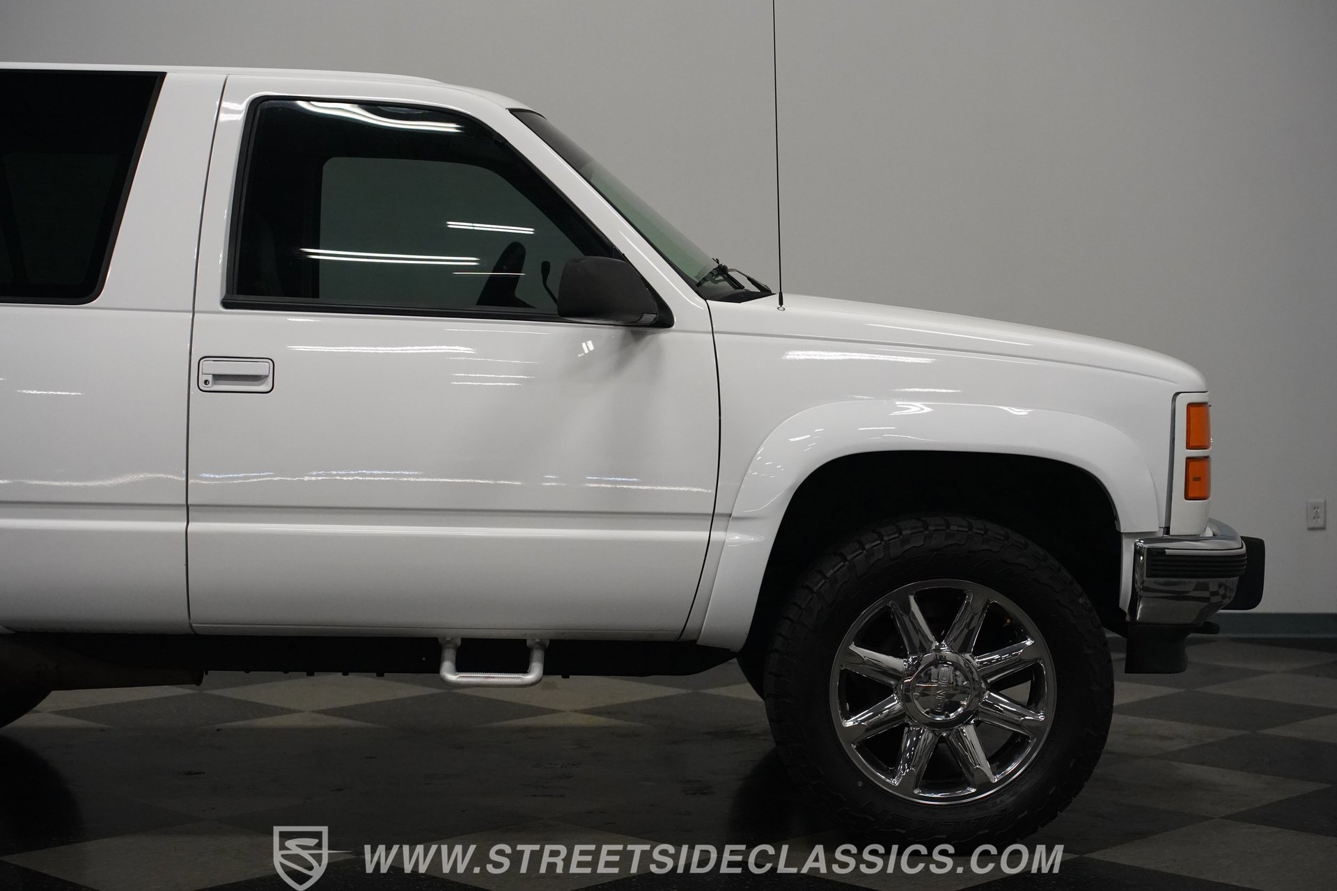 Used 1994 GMC Yukon 4WD 2-Door image 35