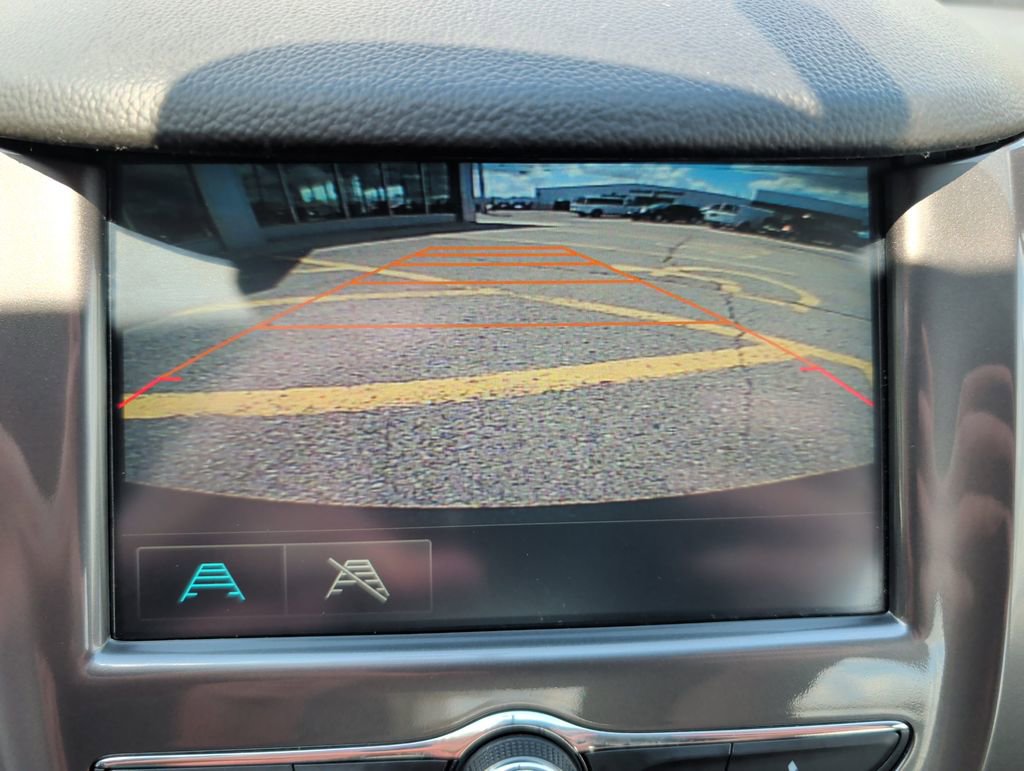 Used 2017 Chevrolet Cruze LT FWD image 14