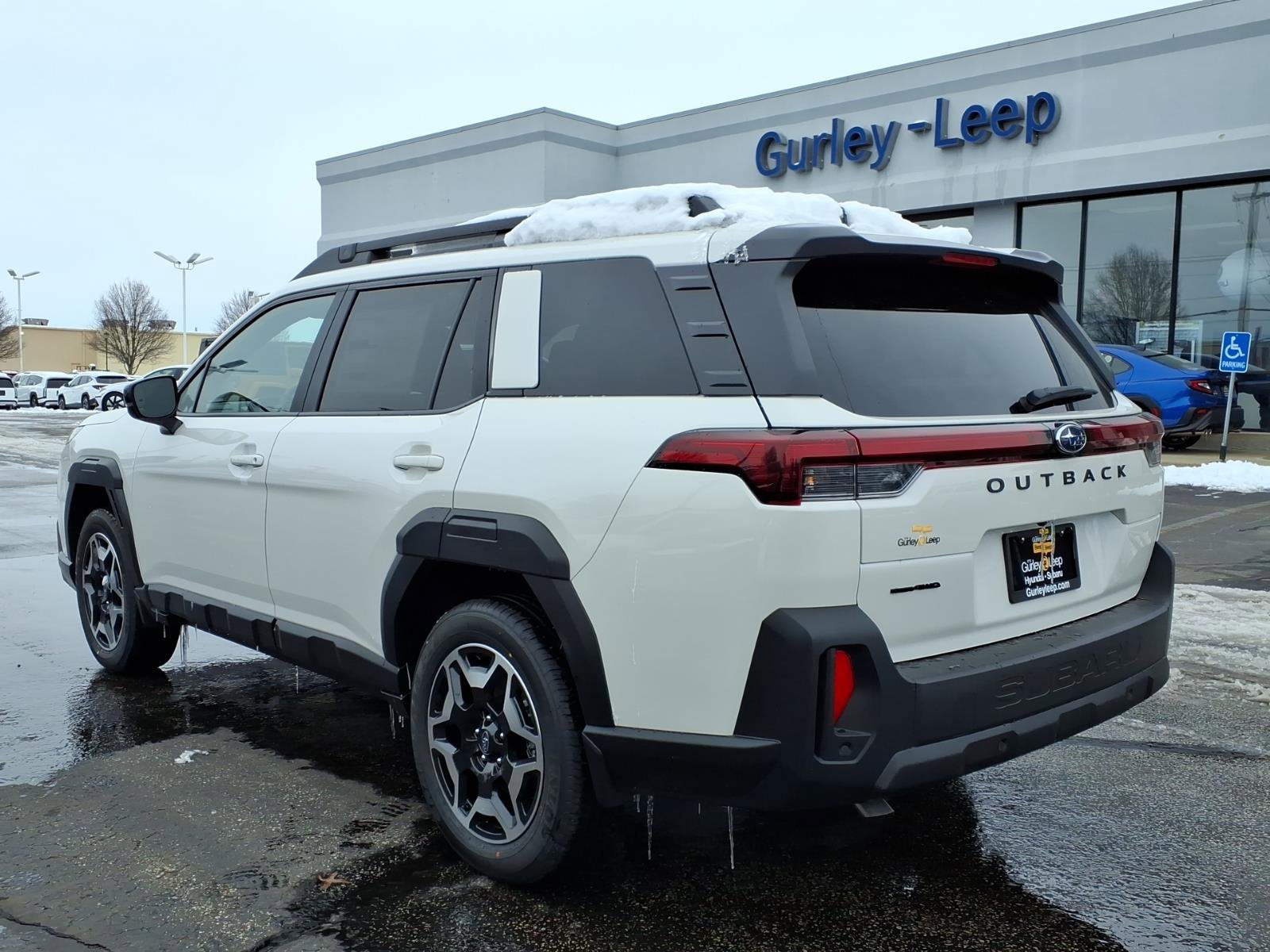 New 2026 Subaru Outback Touring image 9