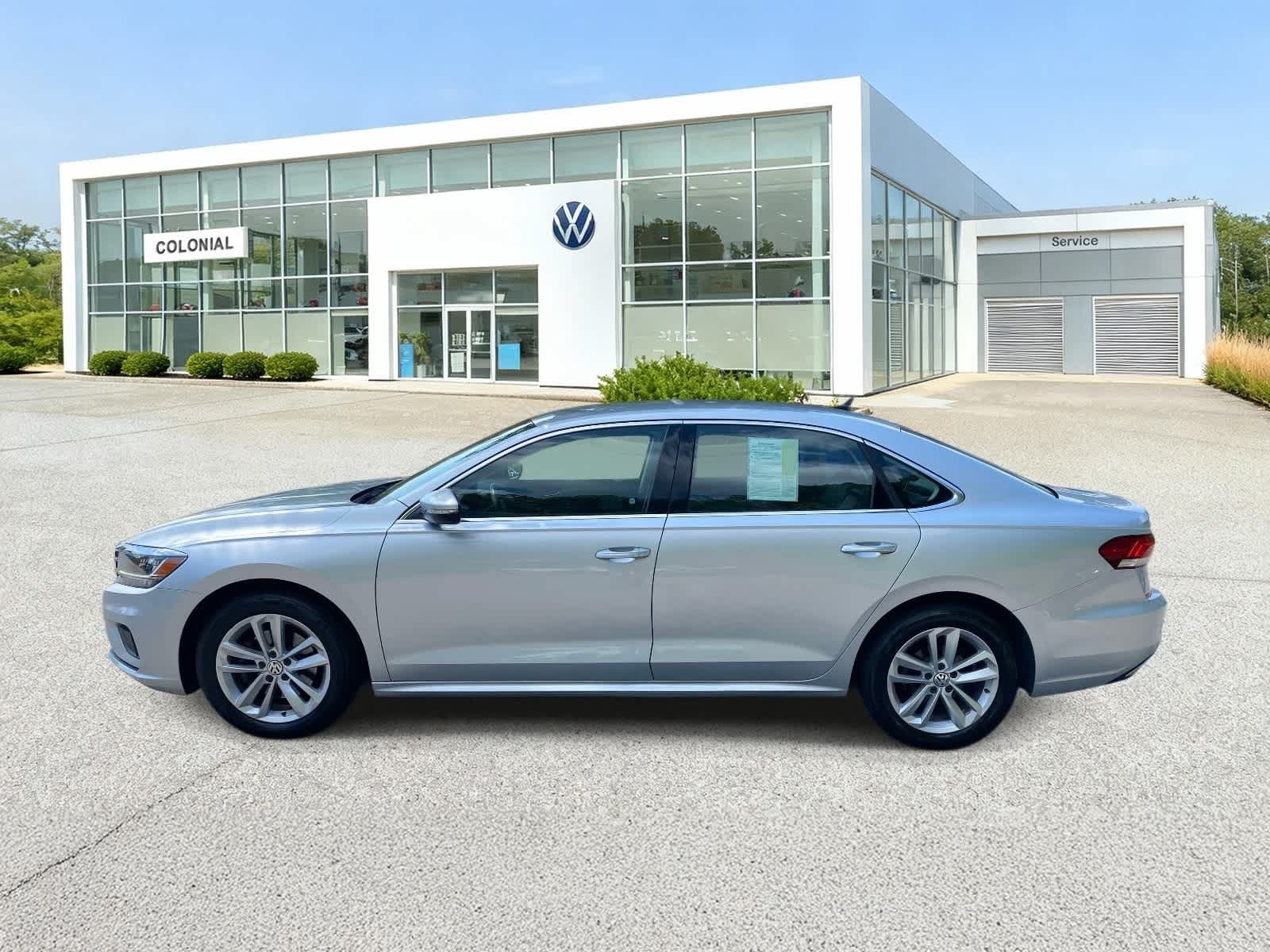 Used 2020 Volkswagen Passat 2.0T SE FWD image 2