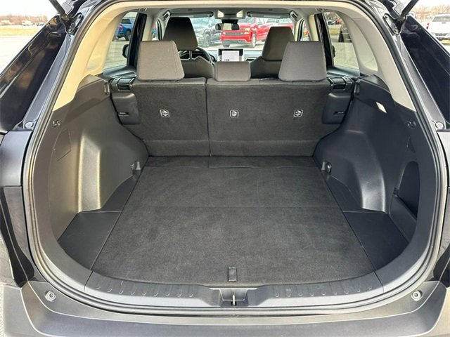 Used 2024 Toyota RAV4 XLE image 5
