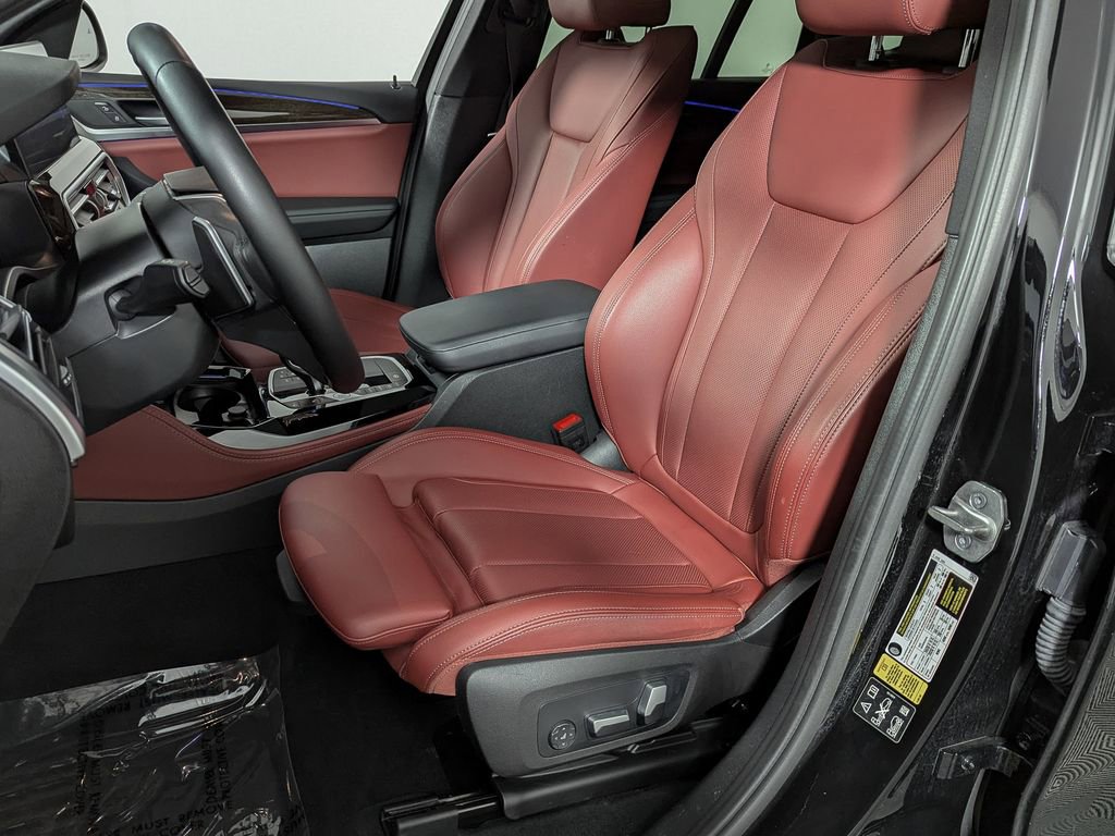 Certified 2023 BMW X4 xDrive30i w/ Convenience Package image 17