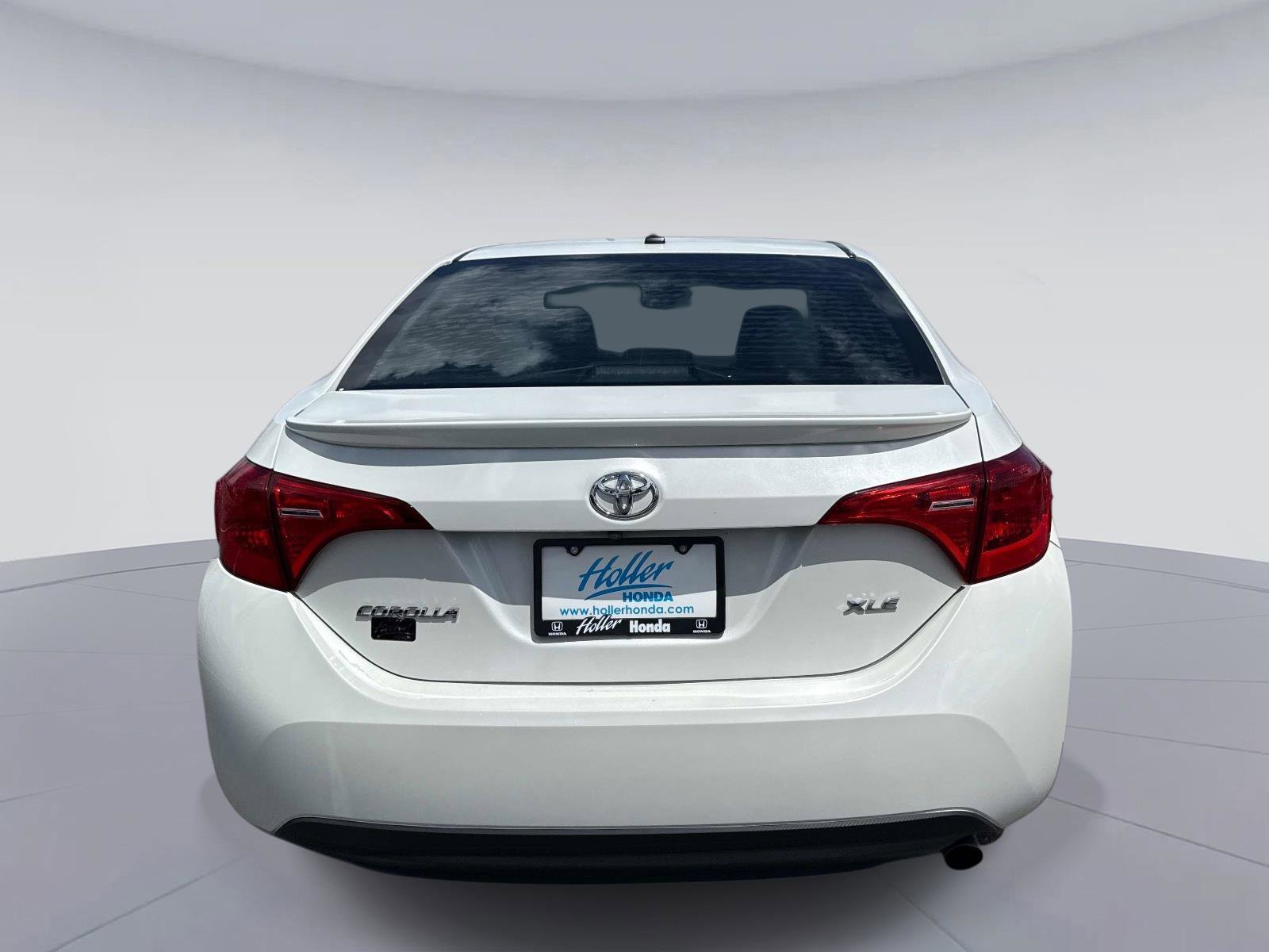 Used 2019 Toyota Corolla XLE image 5