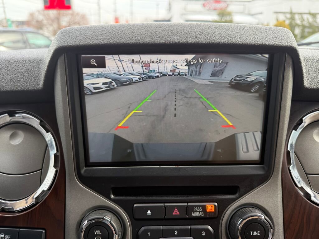 Used 2016 Ford F350 Lariat w/ Chrome Package image 18