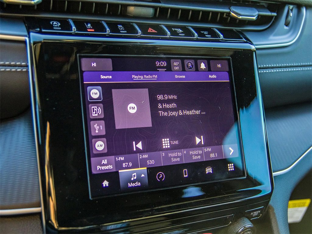 New 2025 Jeep Grand Cherokee Laredo X image 28