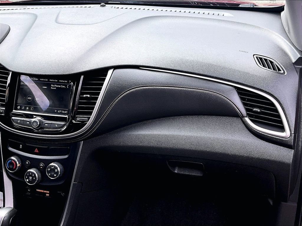 Used 2019 Chevrolet Trax LT w/ LT Convenience Package image 15