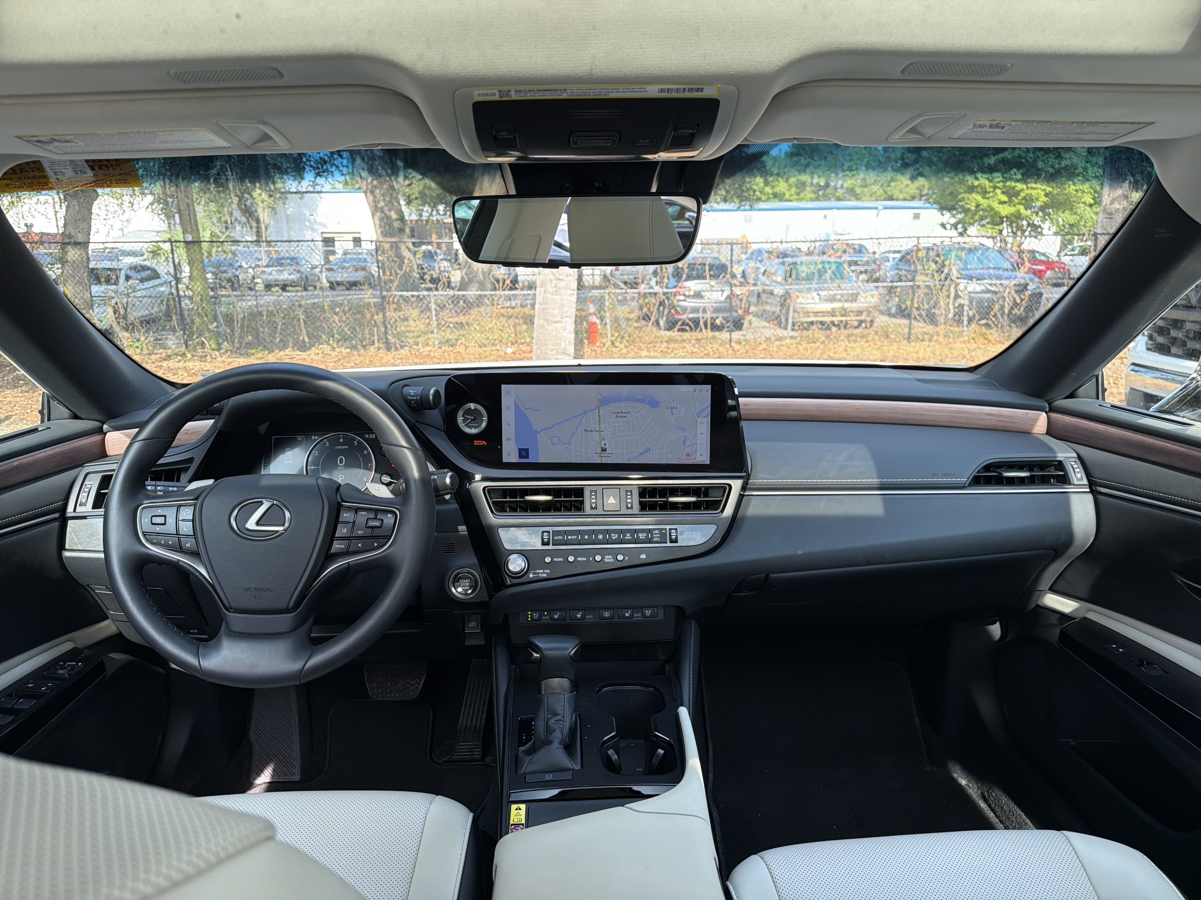Used 2025 Lexus ES 350 w/ Premium Package FWD image 33