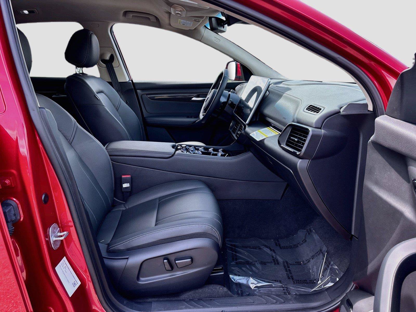 New 2027 VinFast VF 8 Eco AWD/4WD image 27