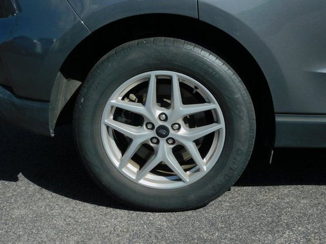 Used 2023 Ford Edge SEL image 11
