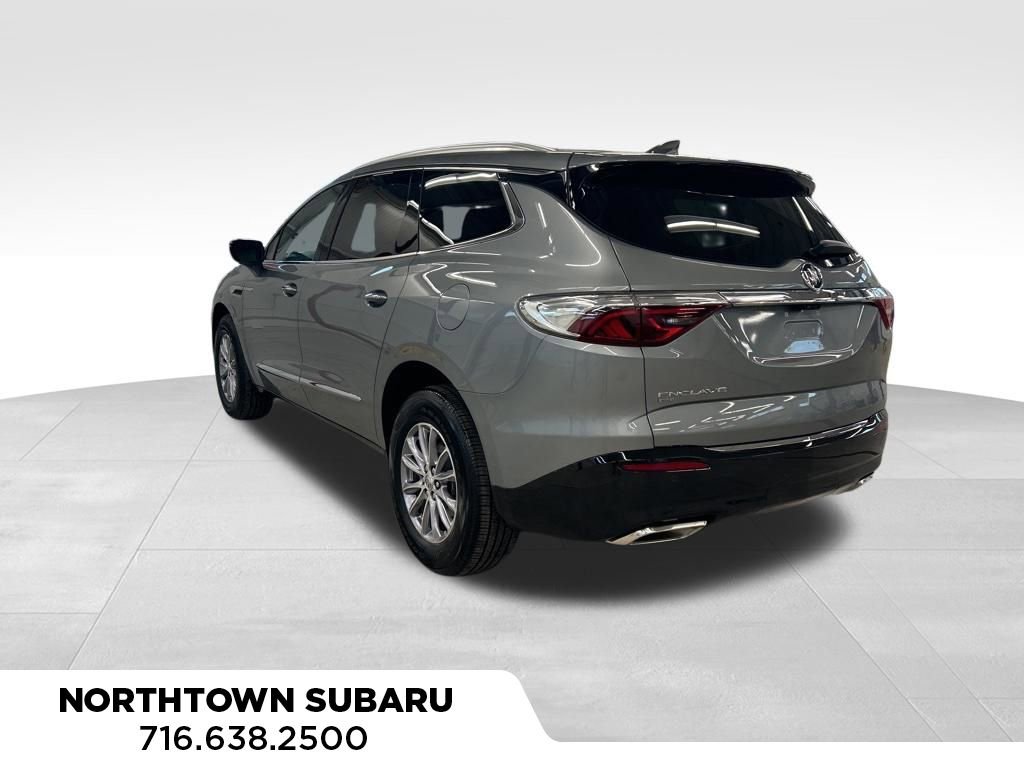 Used 2023 Buick Enclave Premium AWD/4WD image 2