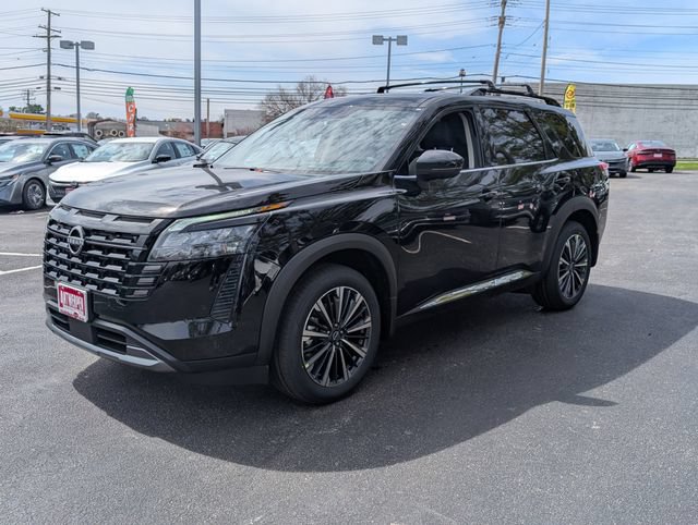 New 2026 Nissan Pathfinder Platinum w/ Accent Package AWD/4WD image 5