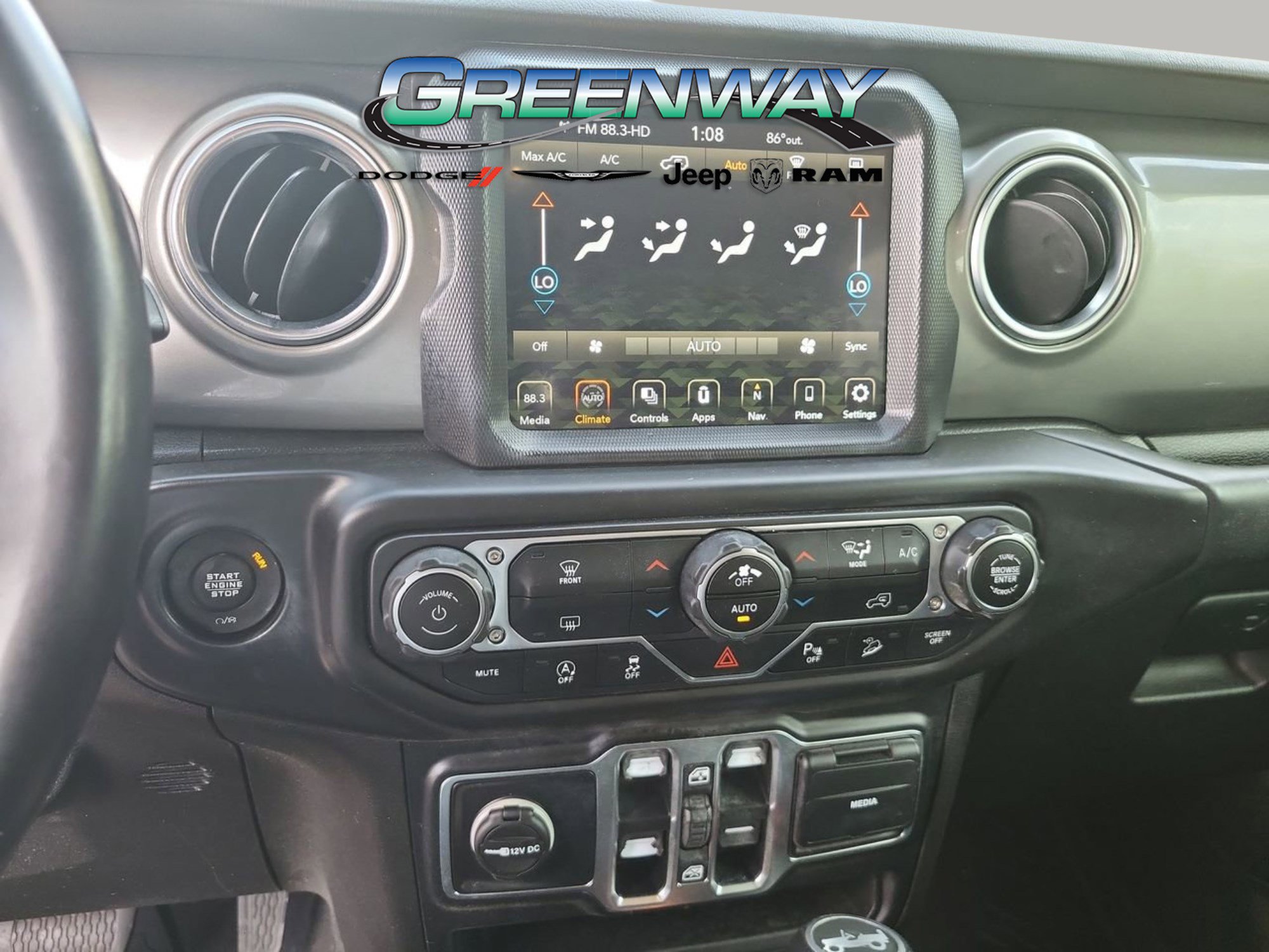 Used 2020 Jeep Wrangler Unlimited Sahara image 18