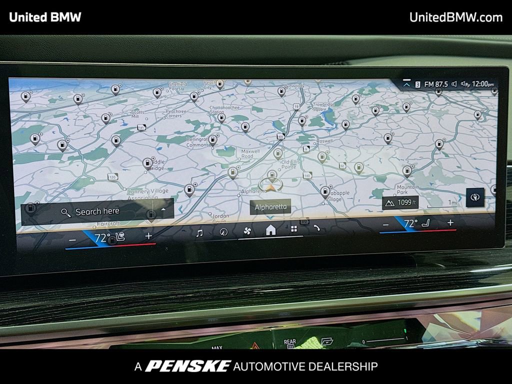 New 2026 BMW 740i w/ Premium Package RWD image 10