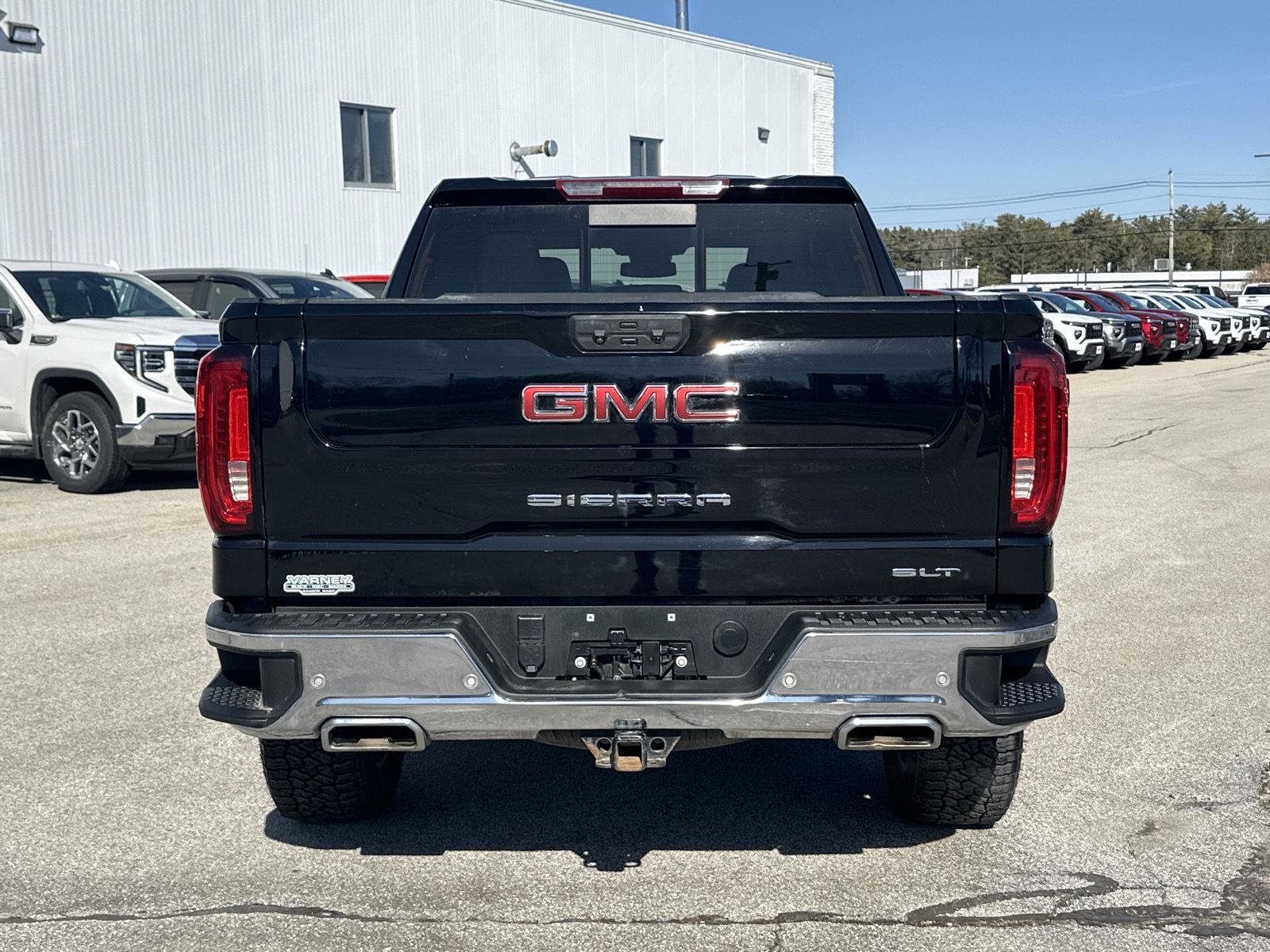 Used 2022 GMC Sierra 1500 SLT w/ SLT Premium Plus Package image 11