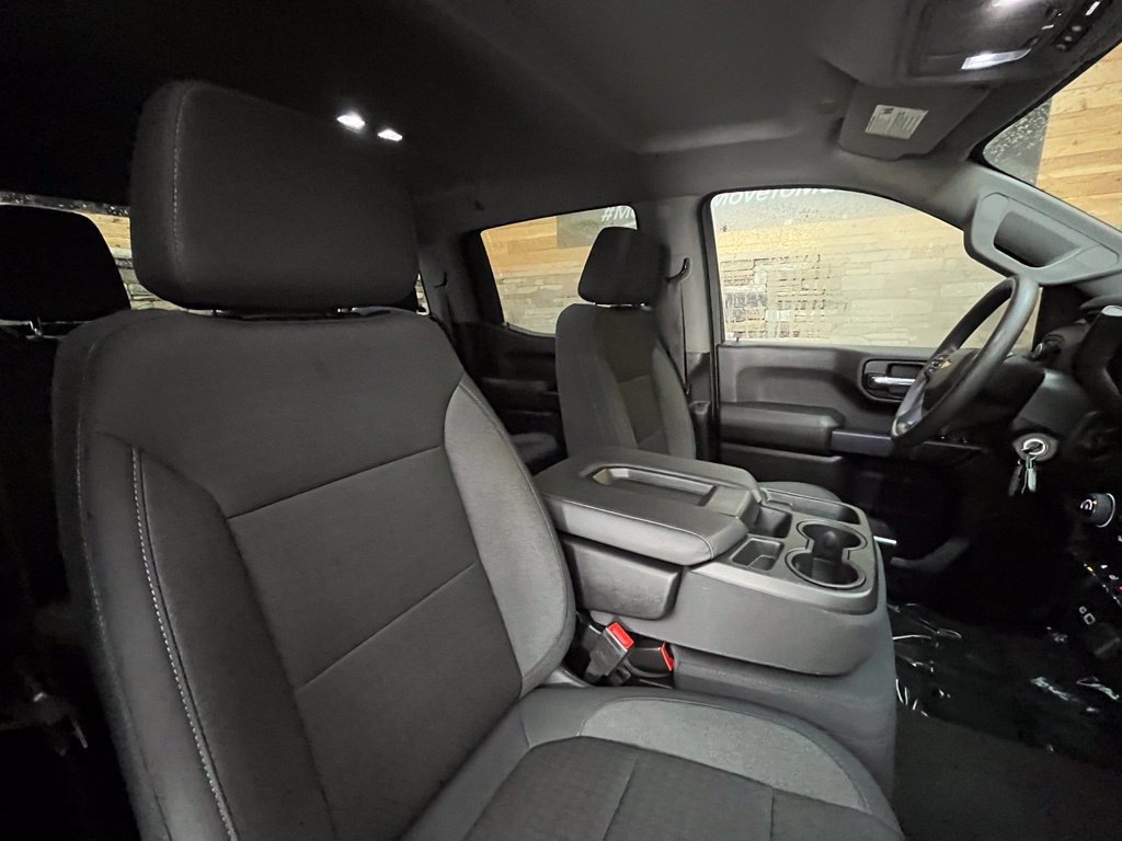 Used 2022 Chevrolet Silverado 1500 Custom AWD/4WD image 24