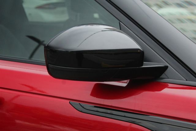 Used 2018 Land Rover Range Rover Velar S image 14