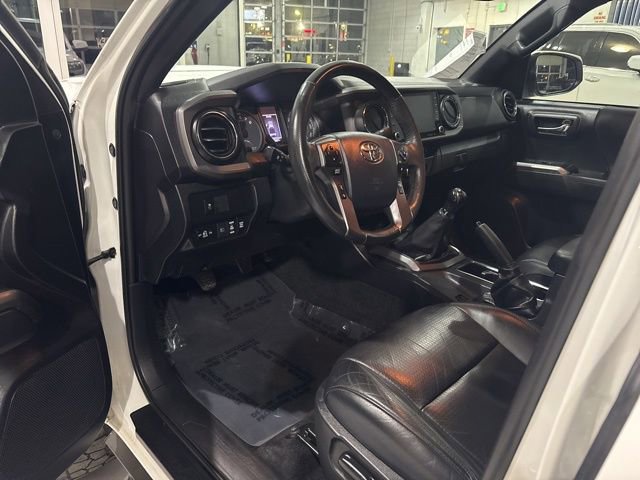 Used 2020 Toyota Tacoma TRD Sport w/ TRD Premium Sport Package image 13