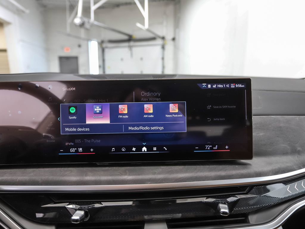 Used 2026 BMW X7 xDrive40i image 16