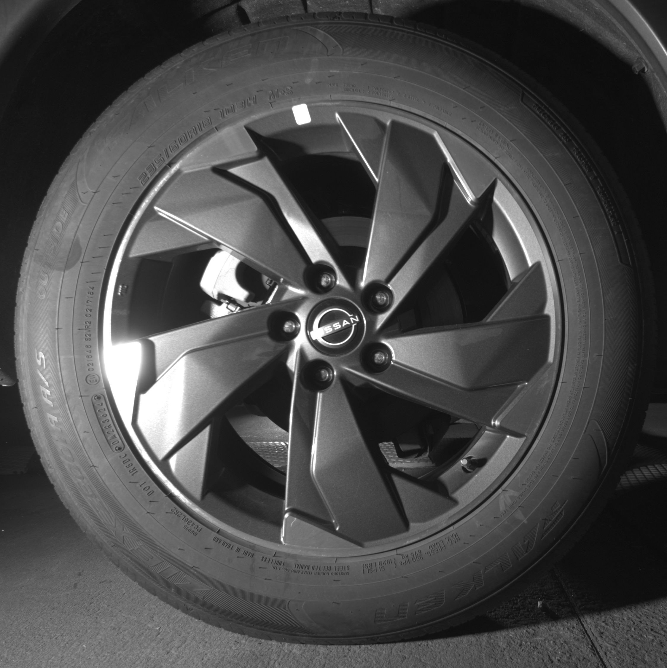 Used 2025 Nissan Rogue SV image 15