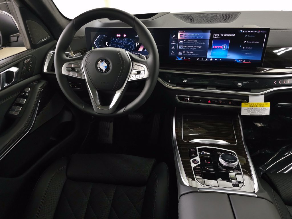New 2027 BMW X7 xDrive40i w/ Executive Package AWD/4WD image 14