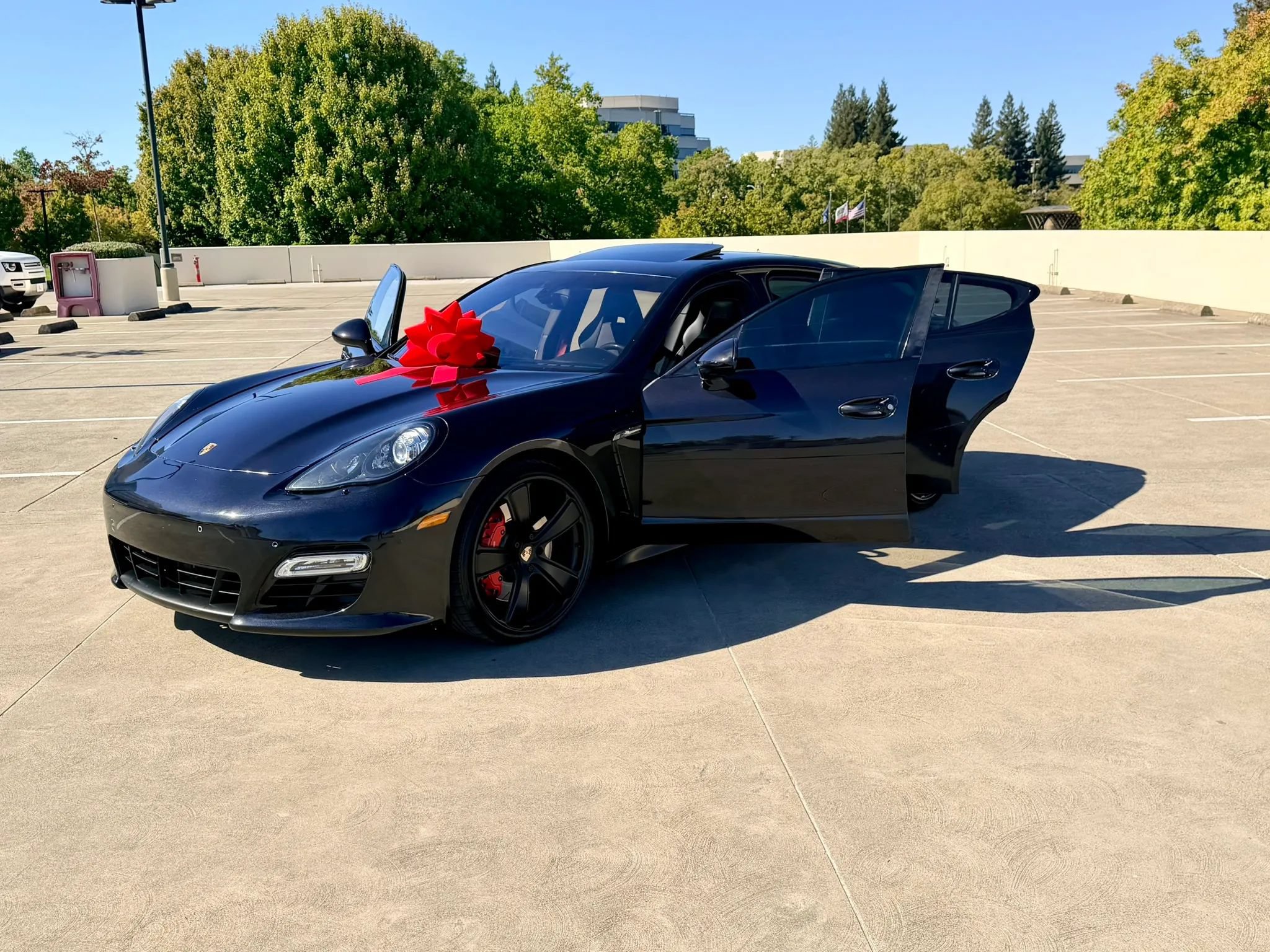 Used 2013 Porsche Panamera GTS AWD/4WD image 71