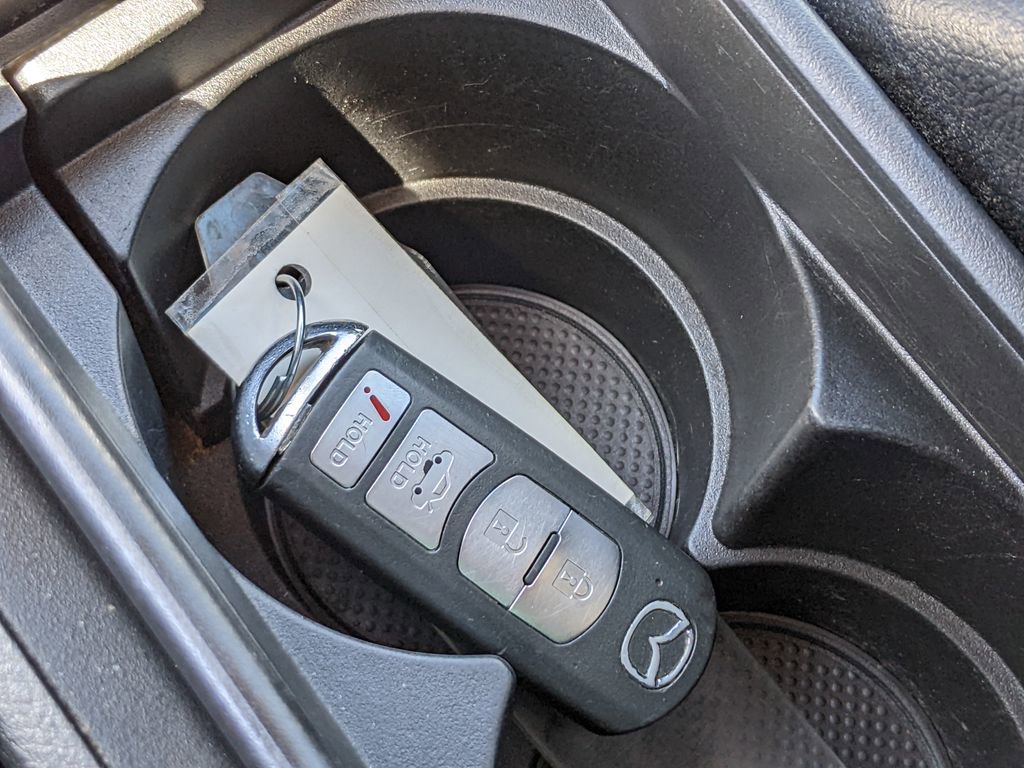 Used 2013 MAZDA MAZDA3 i Grand Touring image 22