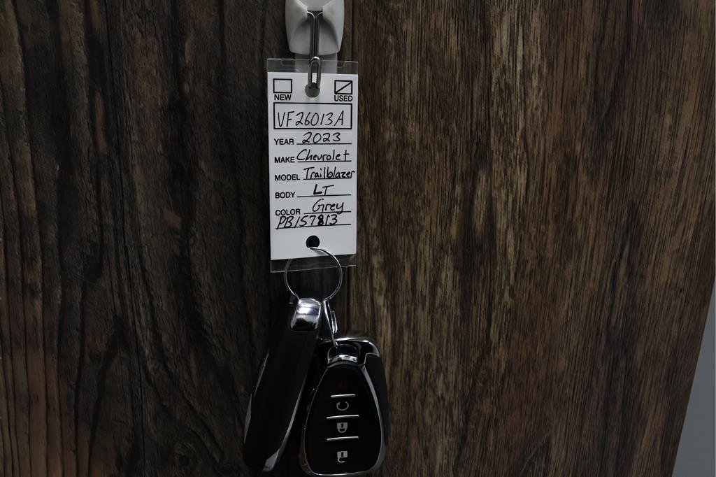 Used 2023 Chevrolet TrailBlazer LT w/ LPO, Blackout Package image 34