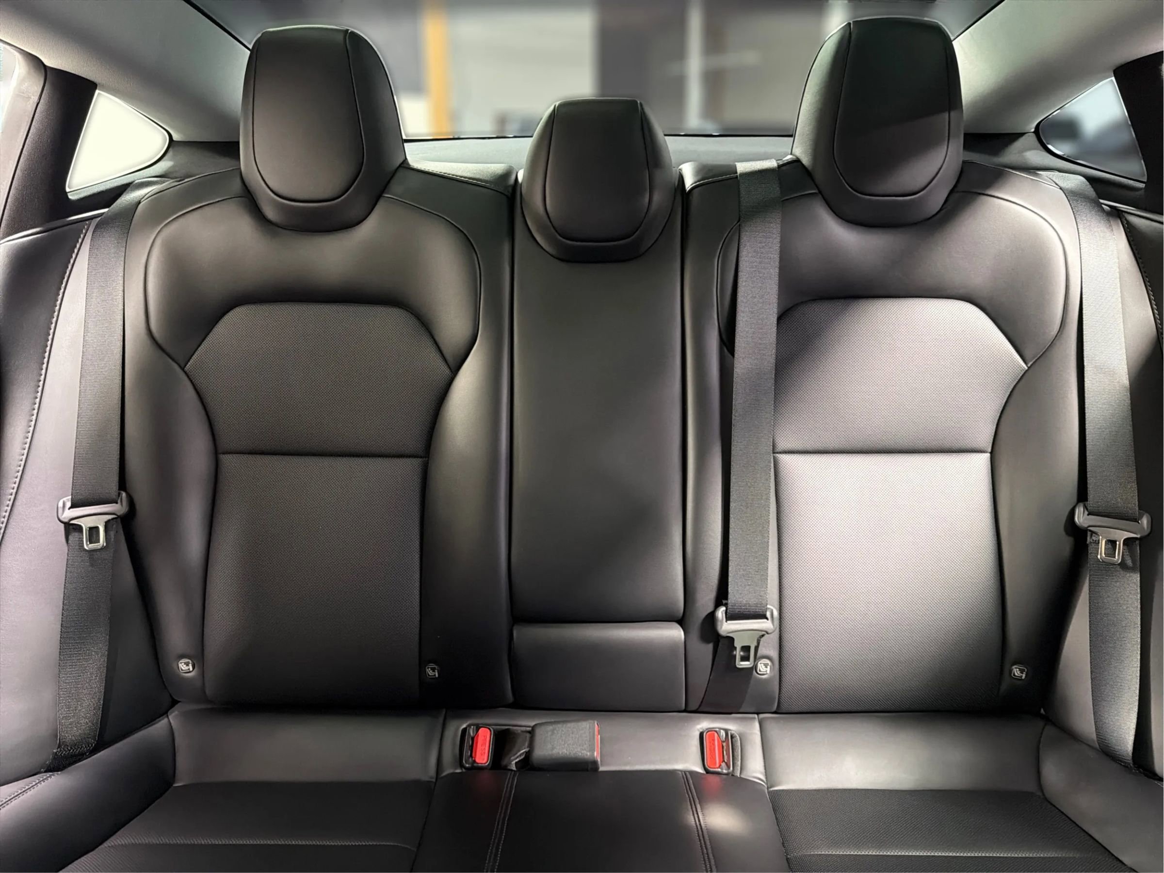 Used 2024 Tesla Model 3 Performance image 12