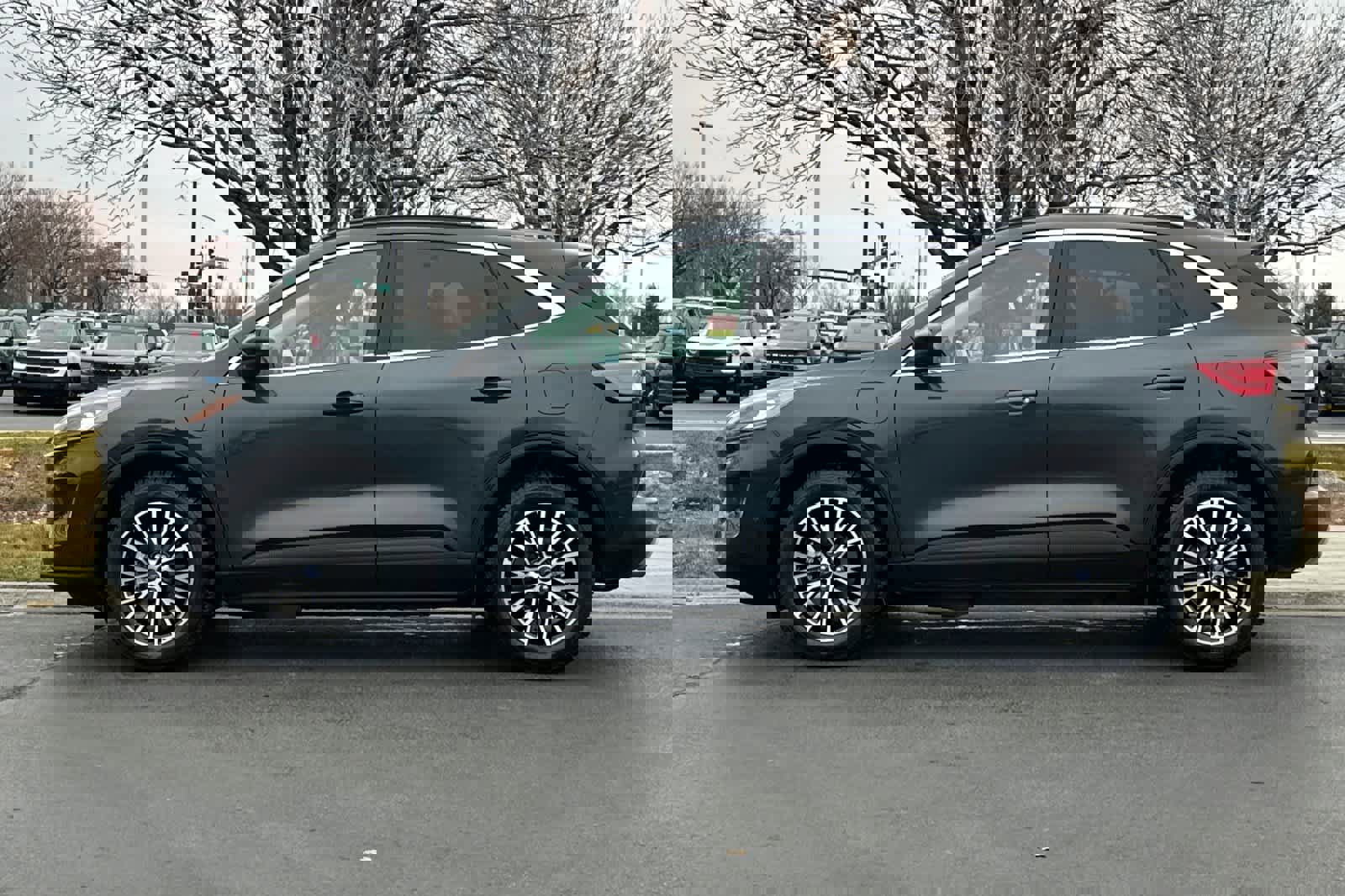 Certified 2022 Ford Escape Titanium w/ Titanium Premium Package image 5