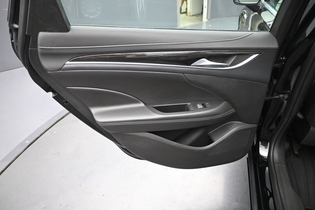 Used 2018 Buick LaCrosse Essence w/ Sun and Shade Package FWD image 19