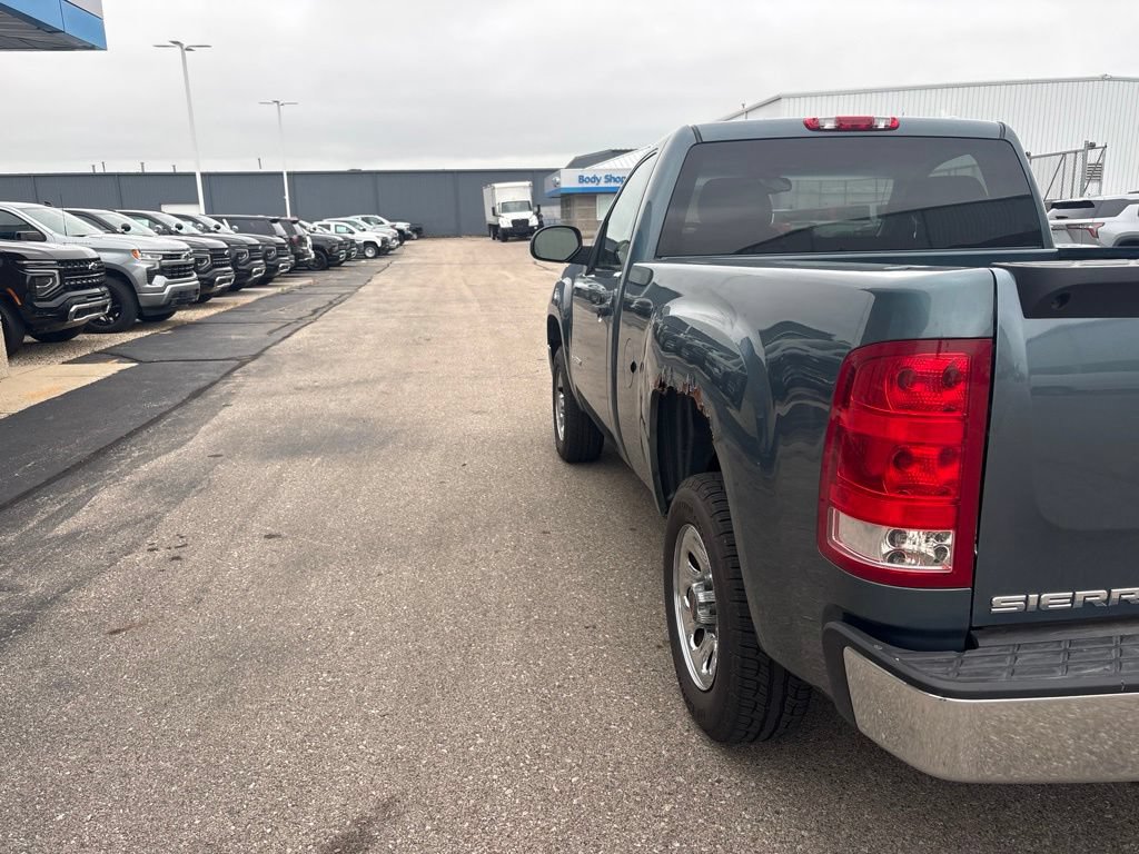 Used 2009 GMC Sierra 1500 W/T RWD image 7