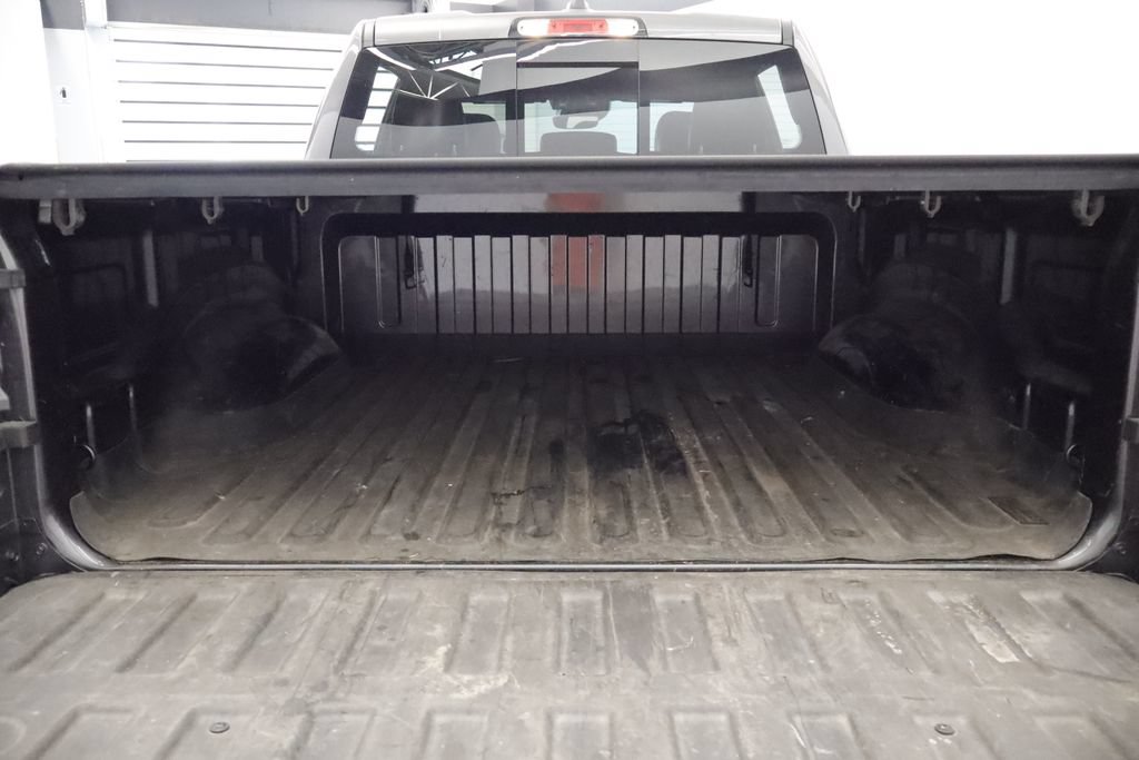Used 2024 RAM 1500 Laramie AWD/4WD image 19