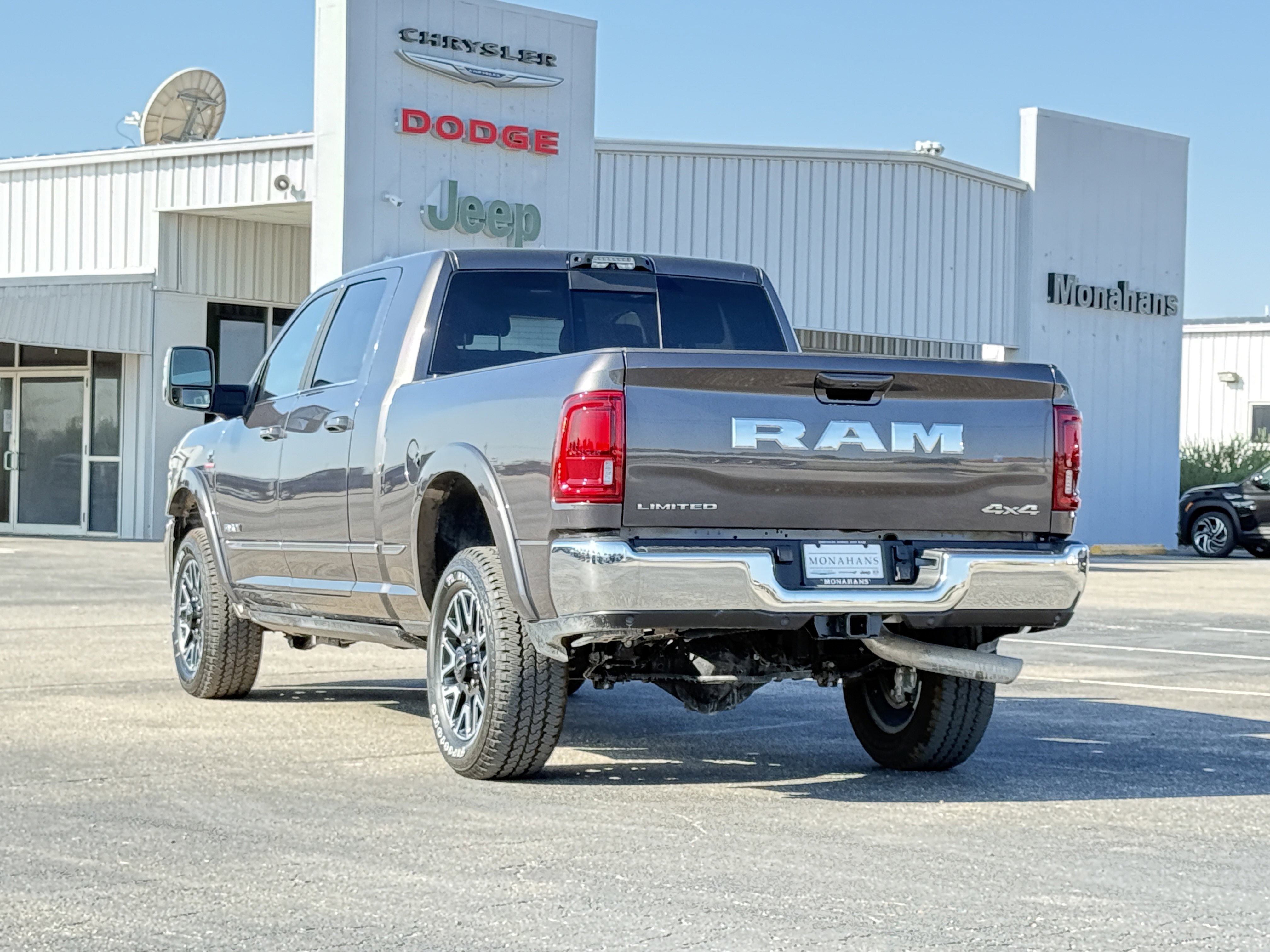 New 2026 RAM 2500 Limited image 8