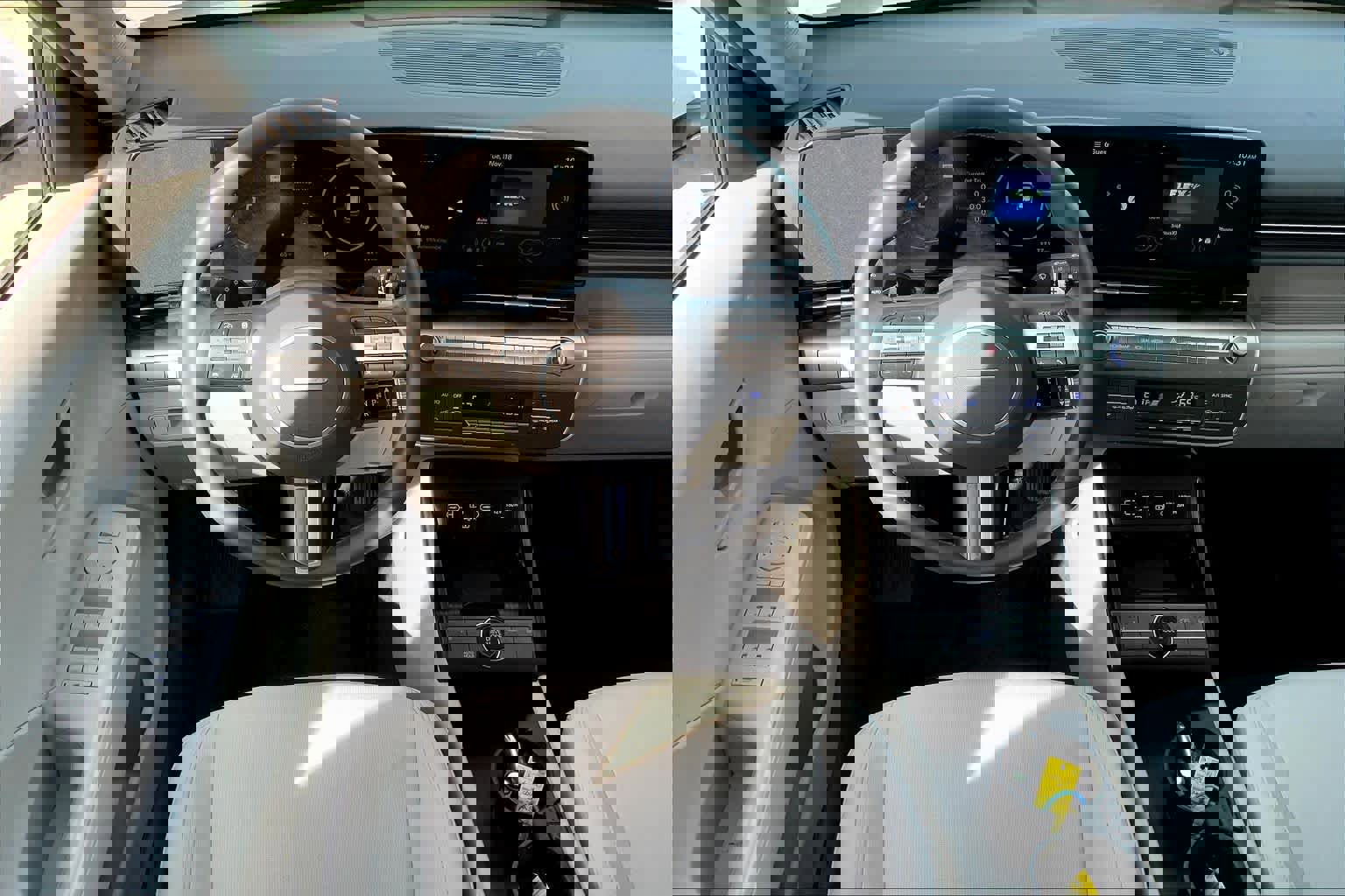 Used 2025 Hyundai Kona SEL image 5