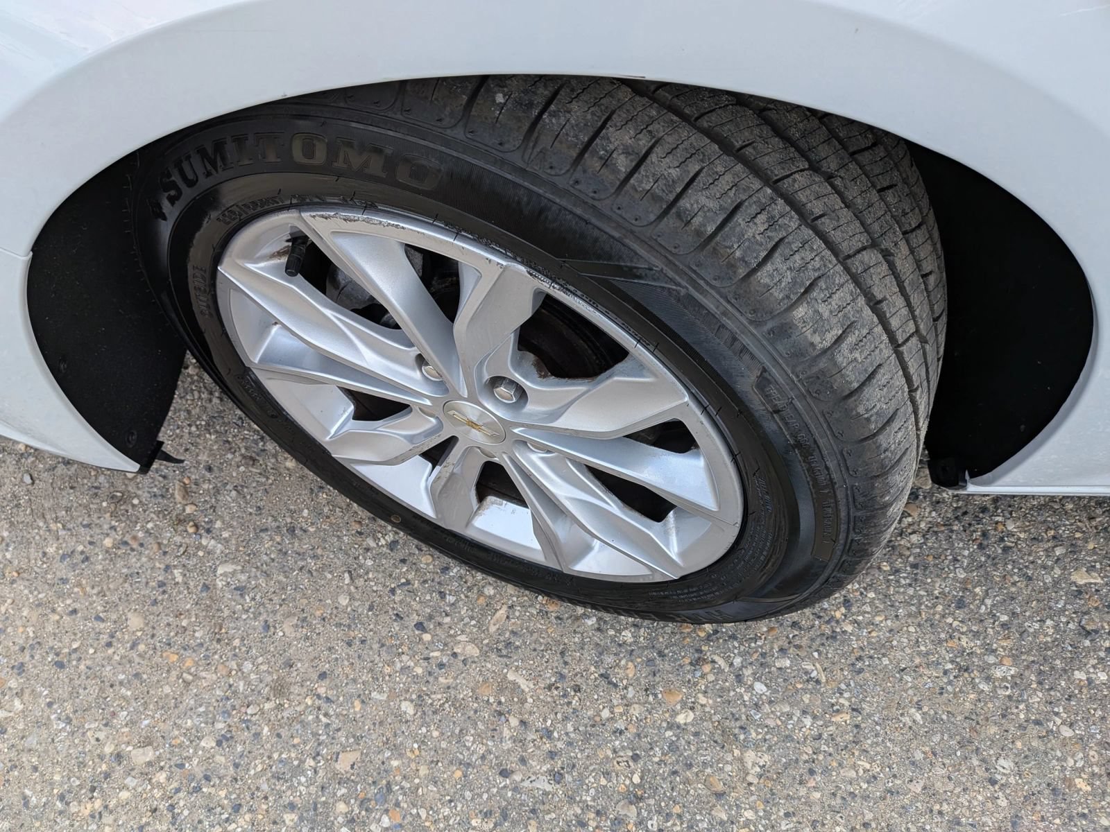 Used 2021 Chevrolet Malibu LT FWD image 11