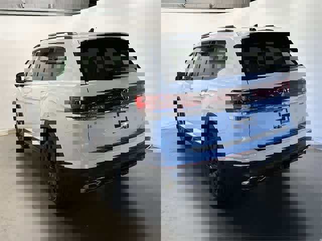 New 2026 Volkswagen Atlas SE image 30