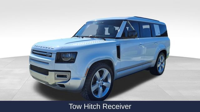 Used 2023 Land Rover Defender 130 First Edition image 3