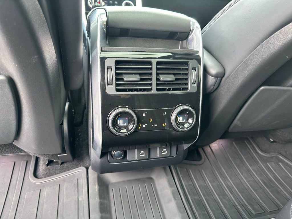 Used 2022 Land Rover Range Rover Sport HSE Silver Edition image 25