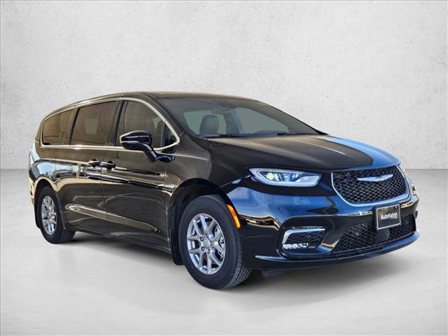 New 2026 Chrysler Pacifica Select FWD image 7
