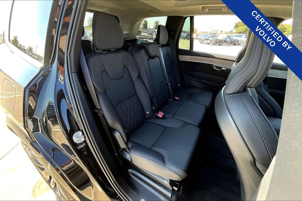 Certified 2025 Volvo XC90 B6 Plus image 35