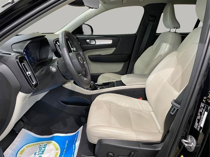 Used 2022 Volvo XC40 T5 Momentum AWD/4WD image 20